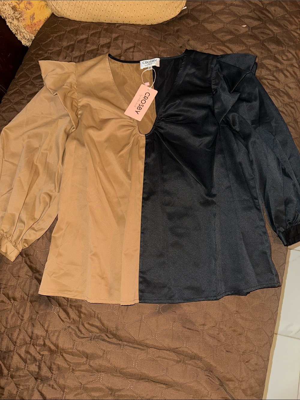 crosby Two-Tone Puff Sleeve Top in Camel and Black